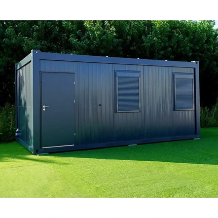 Bürocontainer /6×3 Meter mit Fenstern auf der langen rechten Seite